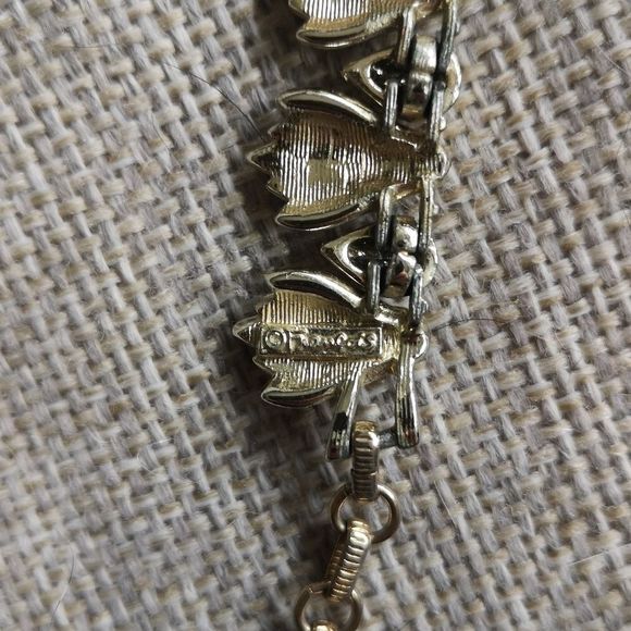 Vintage Heirloom Necklace - Picture 5 of 5